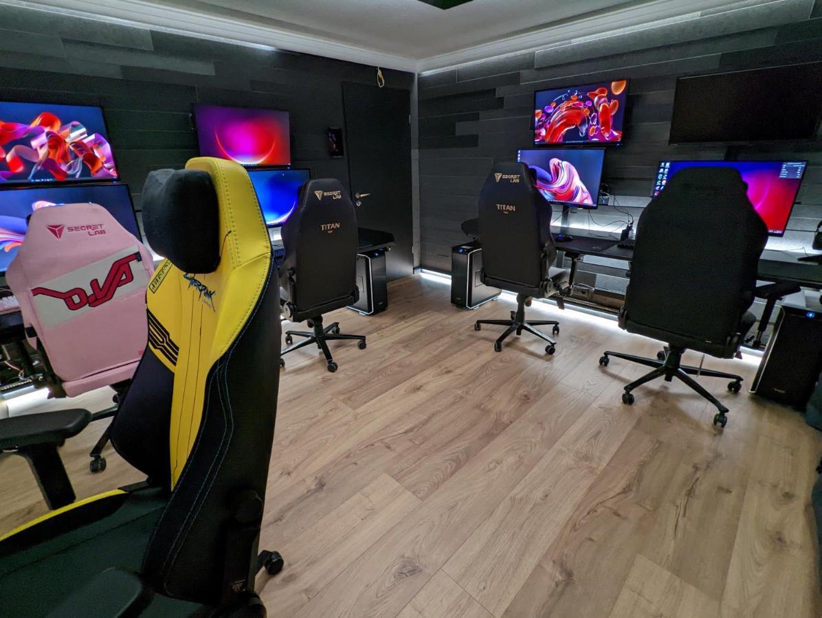 Smart Luxury - Gaming Arena, Gym, Sauna And Jacuzzi Keflavik Luaran gambar