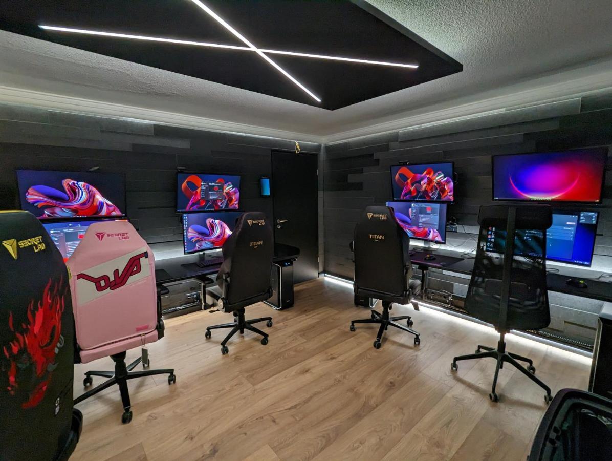 Smart Luxury - Gaming Arena, Gym, Sauna And Jacuzzi Keflavik Luaran gambar